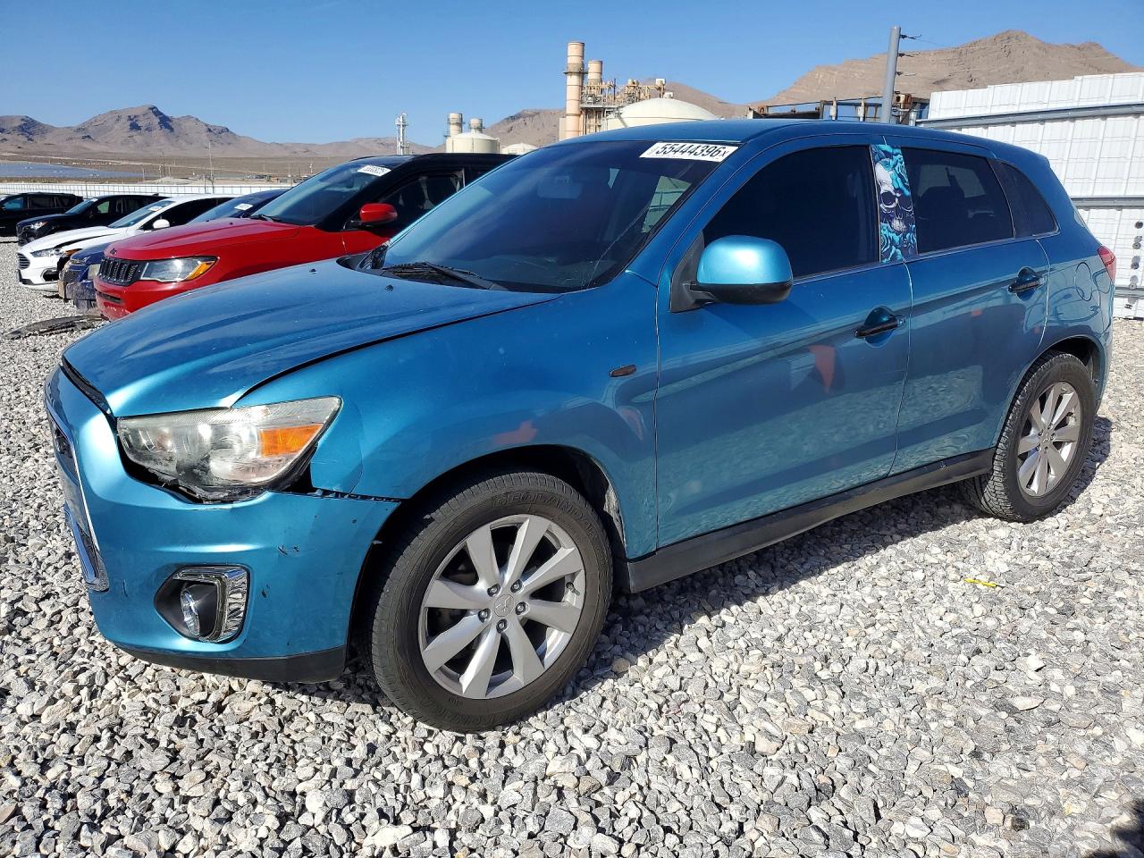 Salvage Mitsubishi Outlander Image