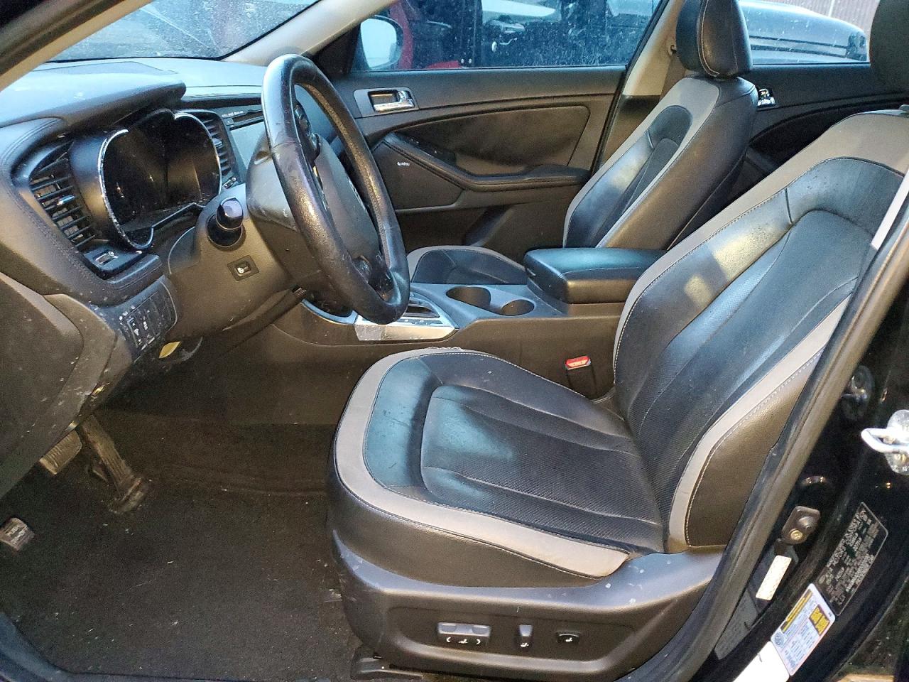 Kia Optima Base