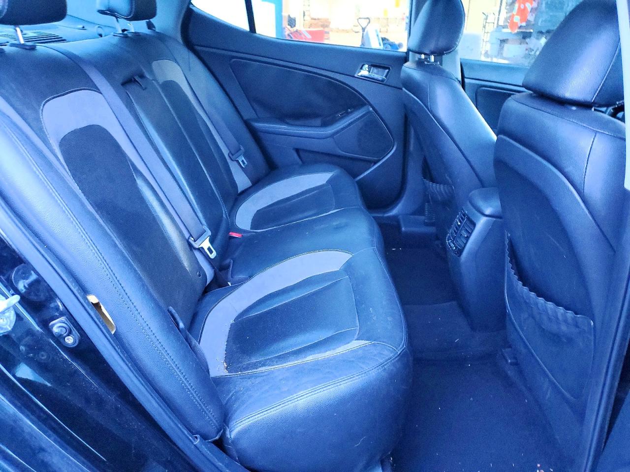 Kia Optima Base