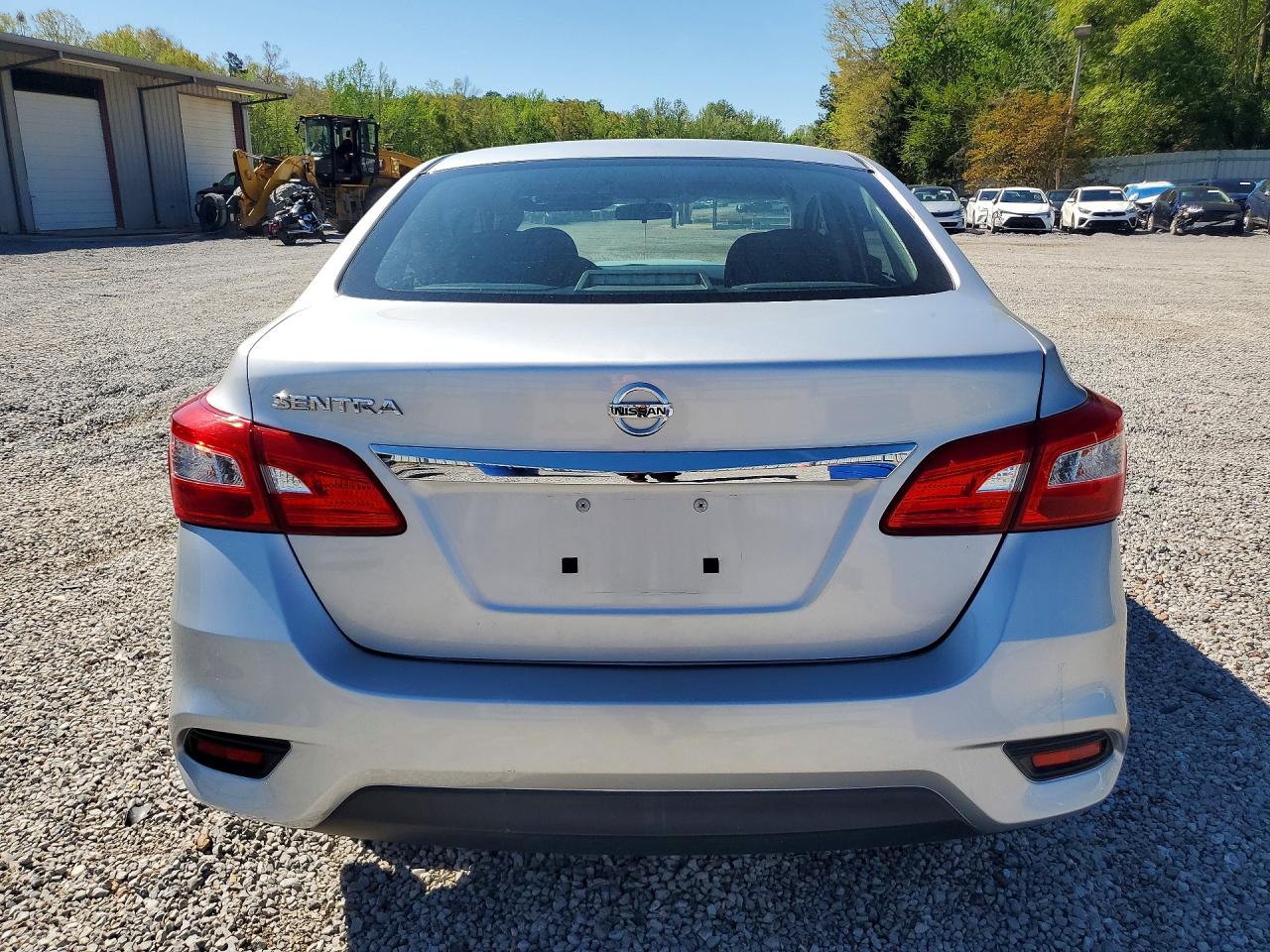 Nissan Sentra S