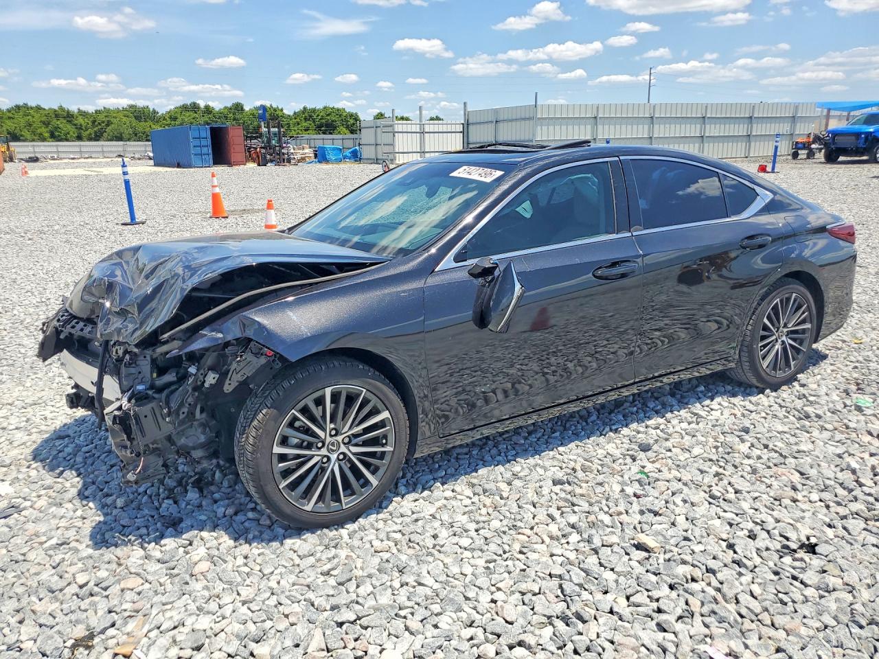 Salvage Lexus Es Image
