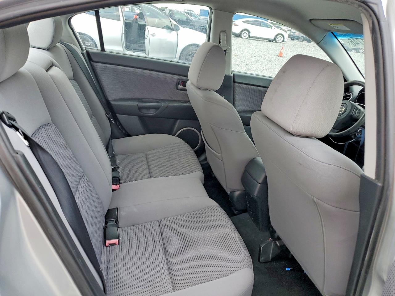 Mazda Mazda3 S