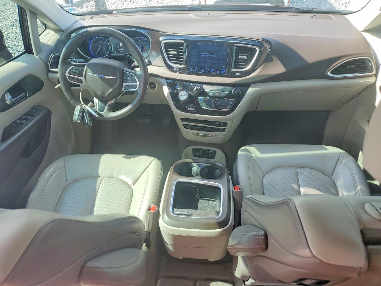 Chrysler Pacifica Touring L Plus