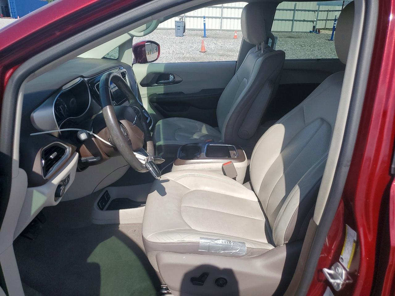 Chrysler Pacifica Touring L Plus