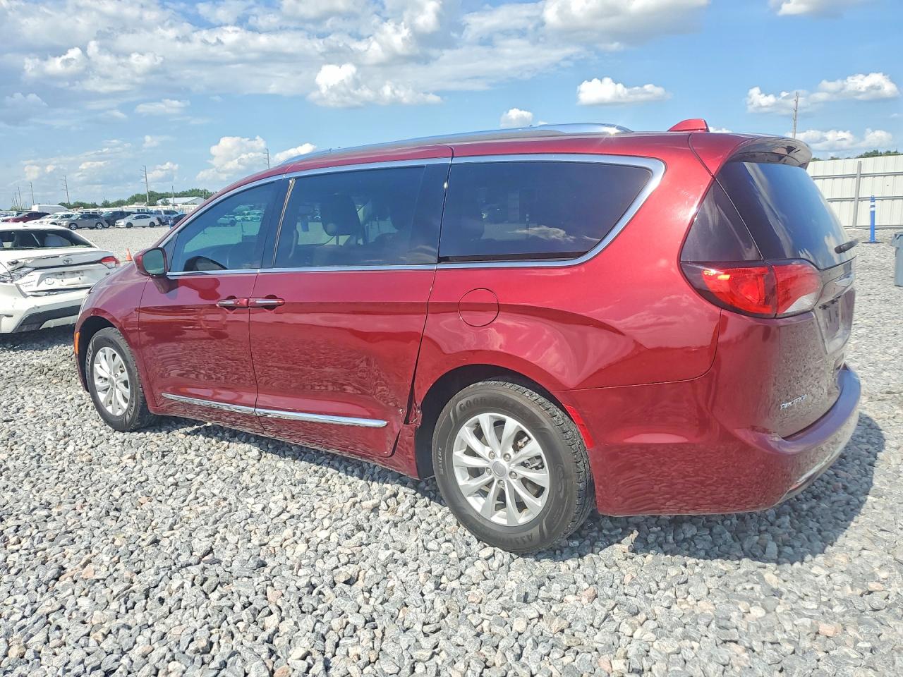 Chrysler Pacifica Touring L Plus