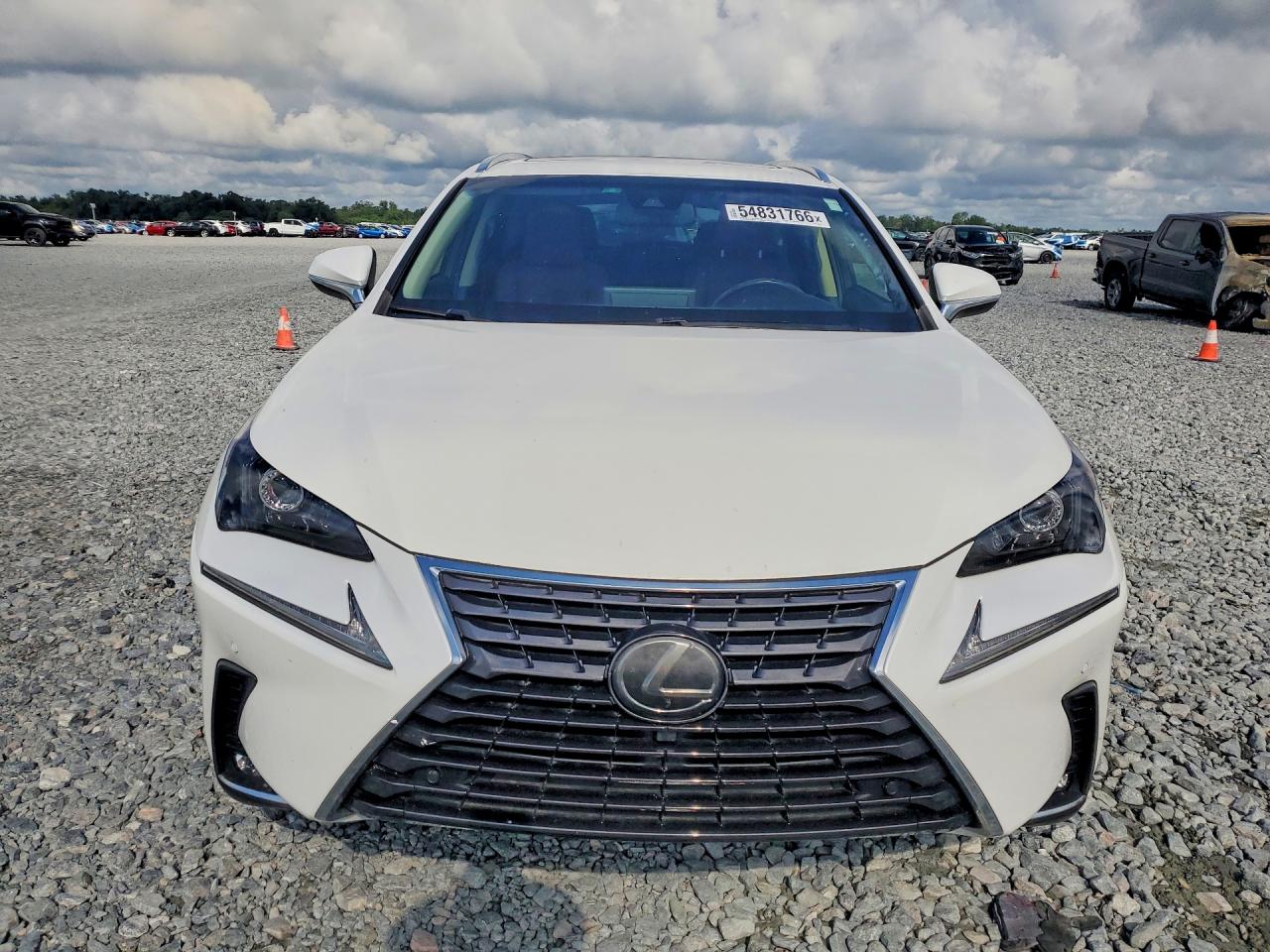 Lexus NX Base