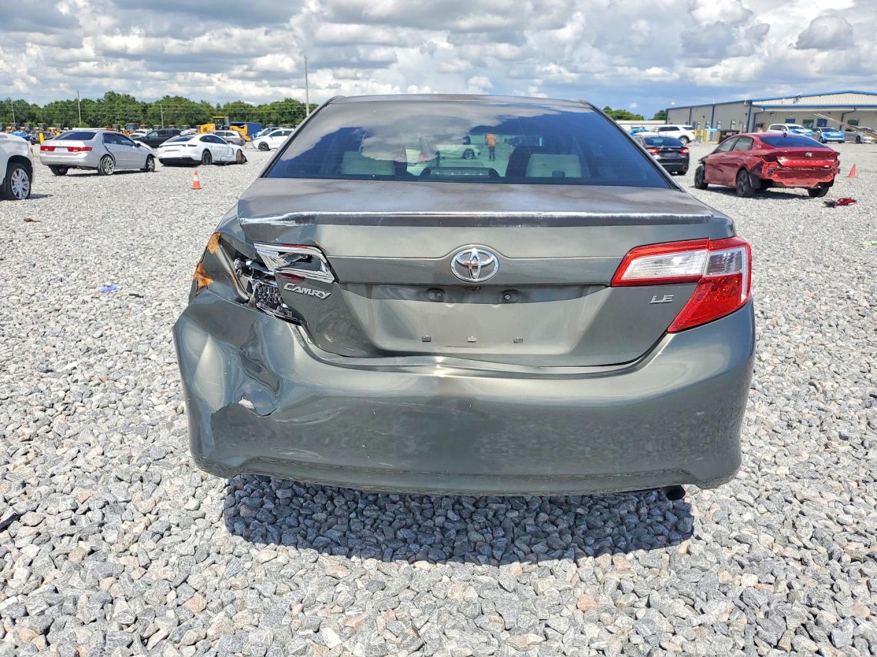 Toyota Camry Le