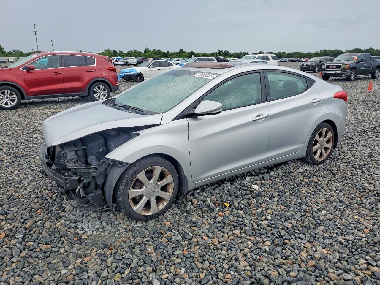 Salvage Hyundai ELANTRA Image