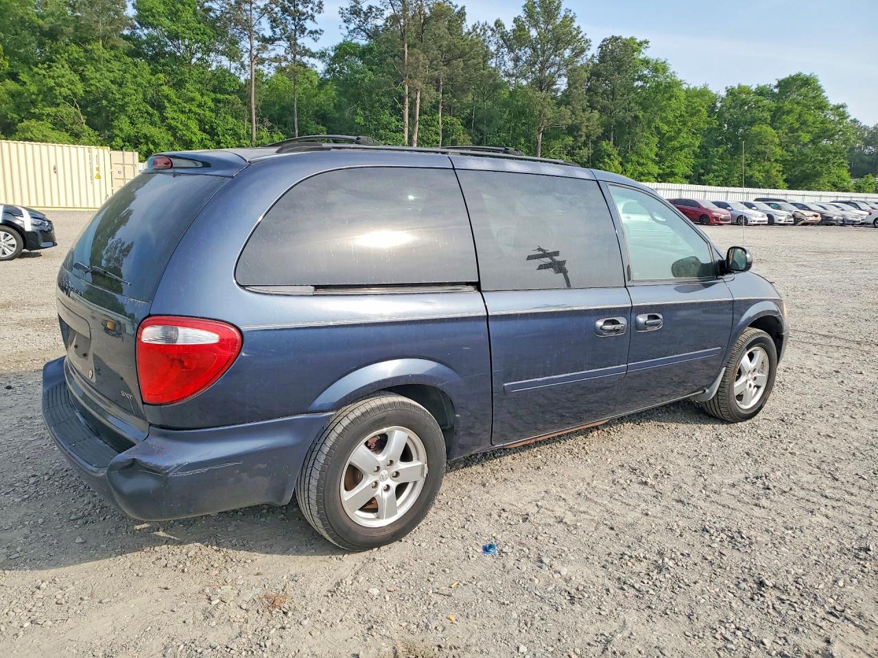 Dodge Caravan