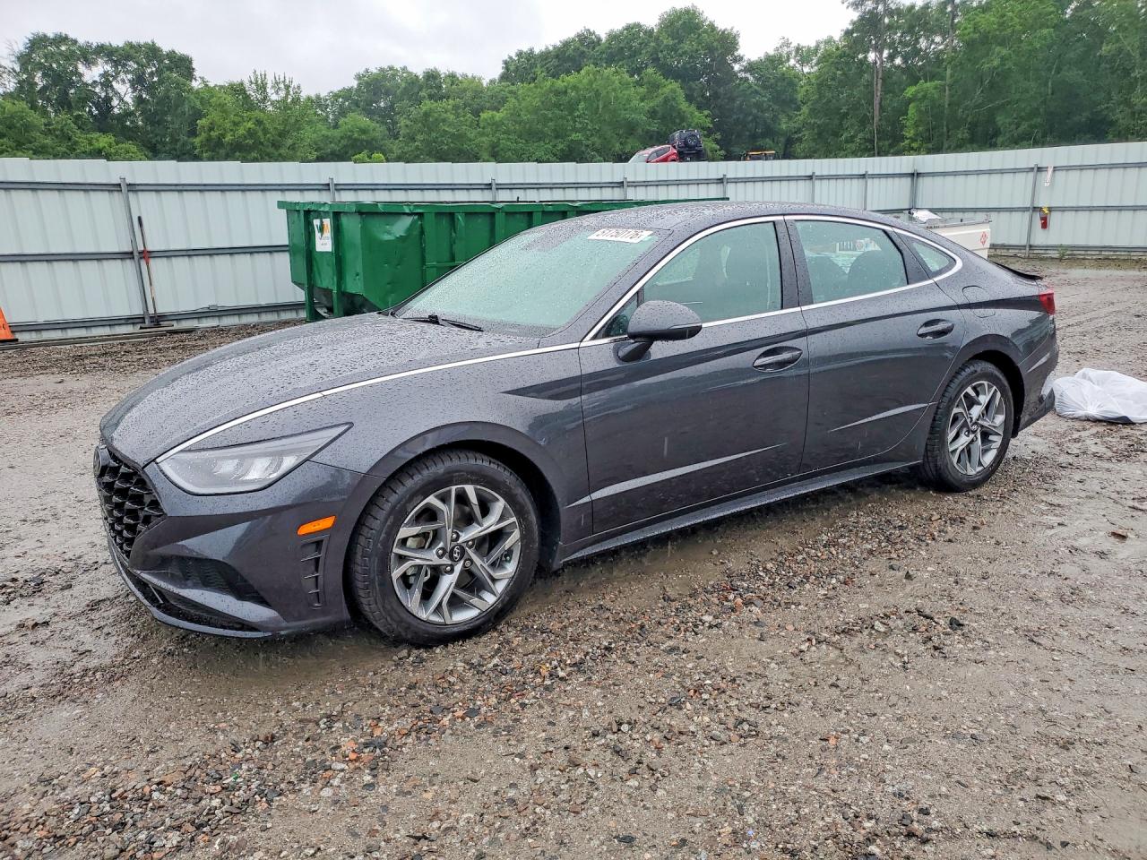 Salvage Hyundai SONATA Image