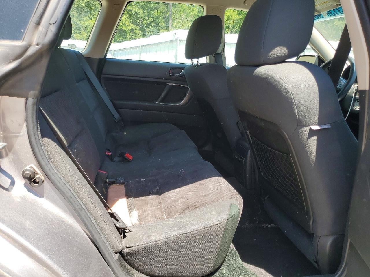 Subaru Outback 2.5i