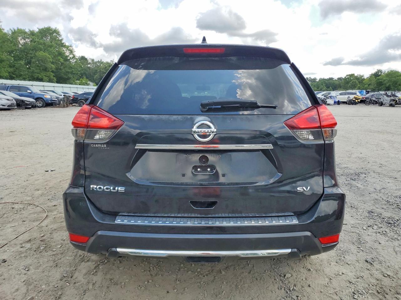 Nissan Rogue Sv