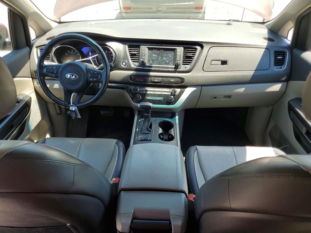 Kia Sedona Lx