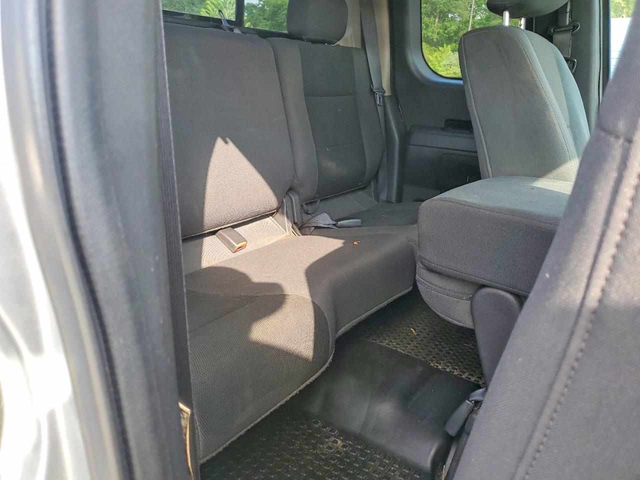 Nissan Titan Xe