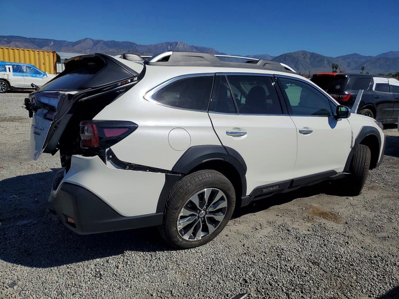Subaru Outback Touring