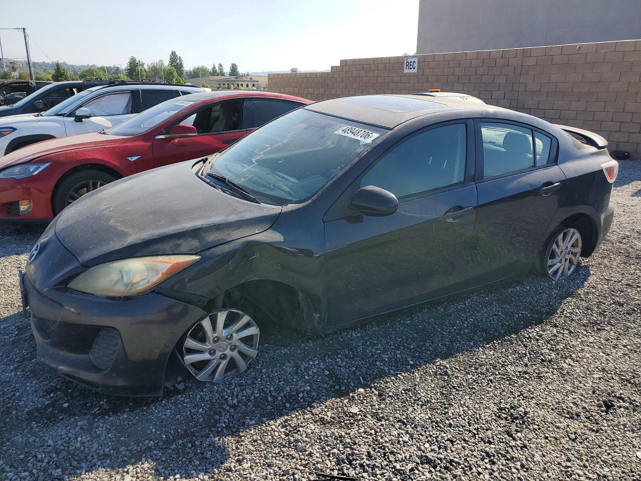 Salvage Mazda 3 Image