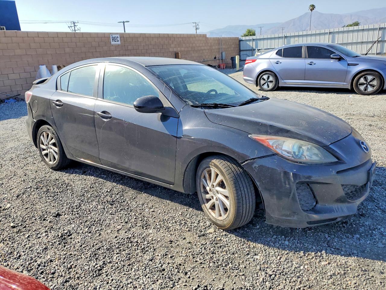 Mazda 3 I