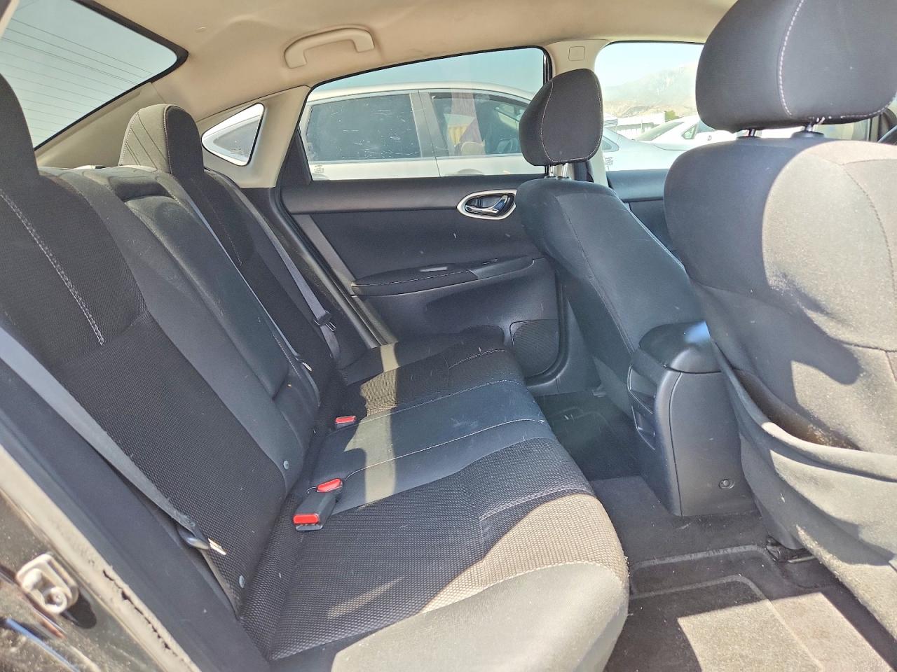 Nissan Sentra S