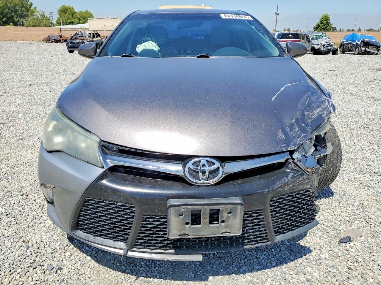 Toyota Camry Se