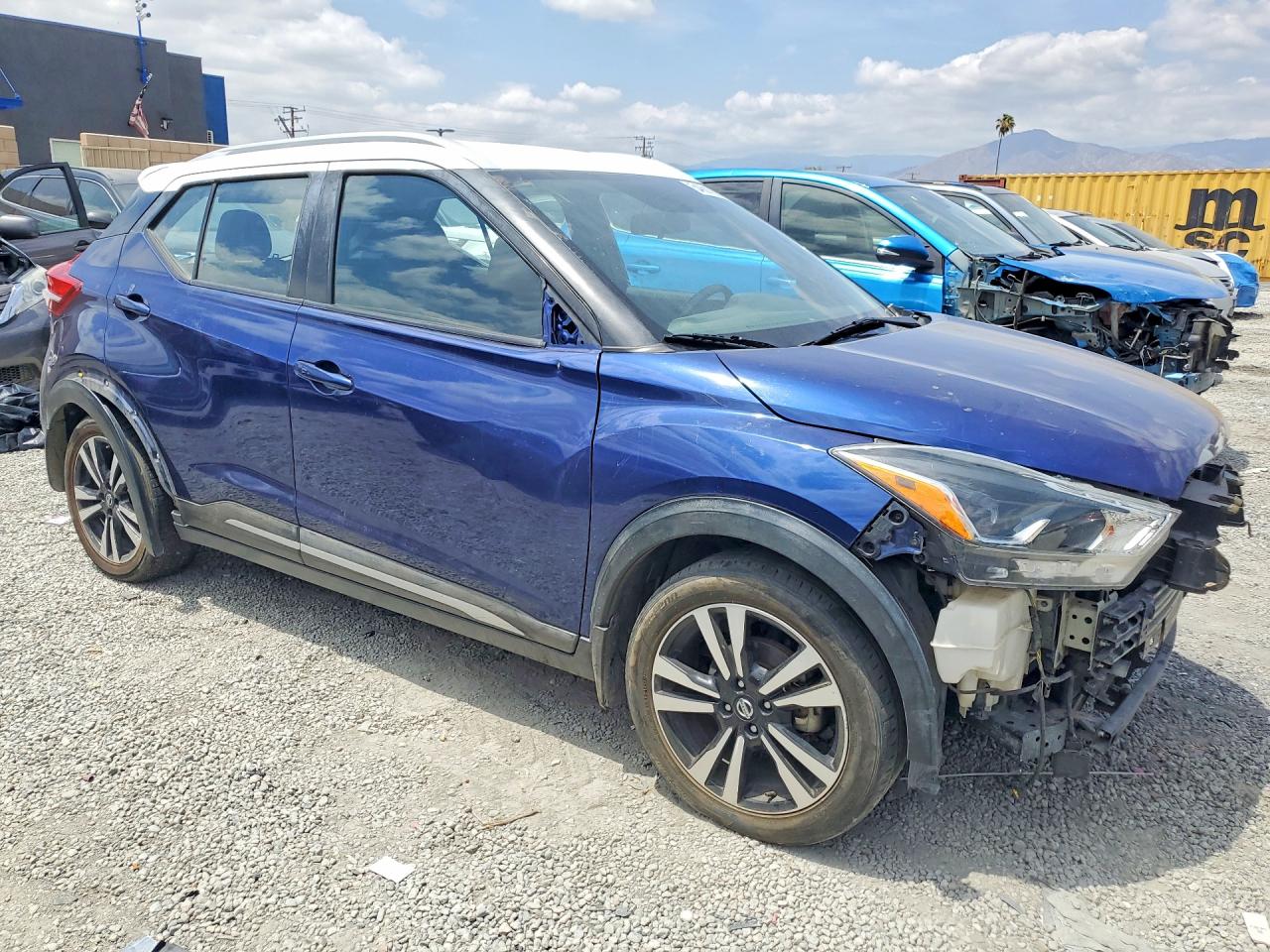 Nissan Kicks Sr