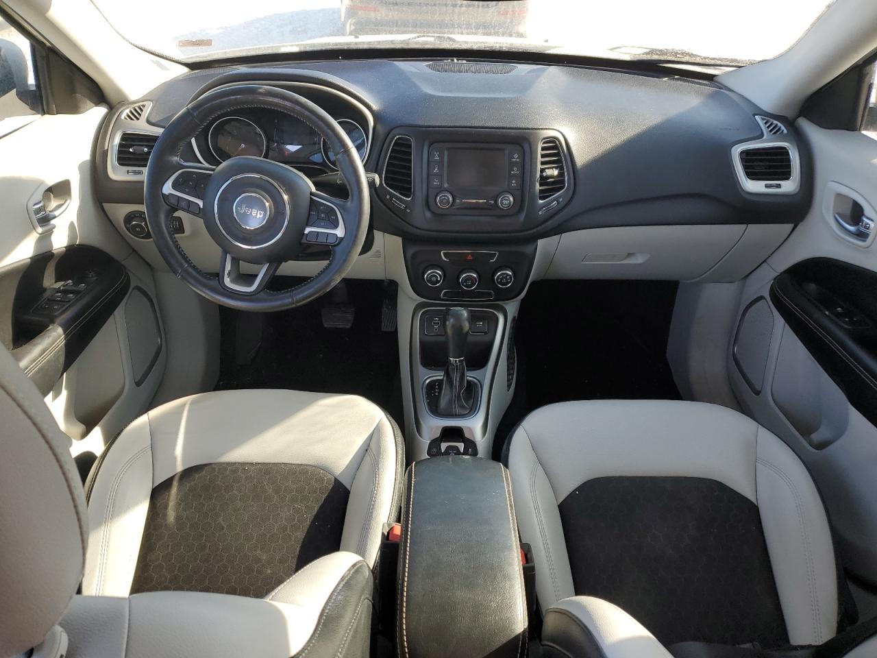 Jeep Compass Latitude