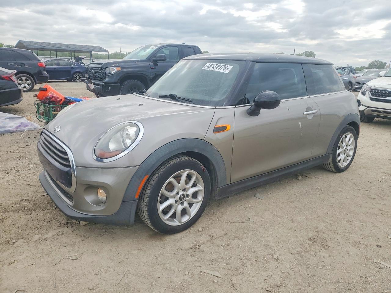 Salvage MINI Cooper Image