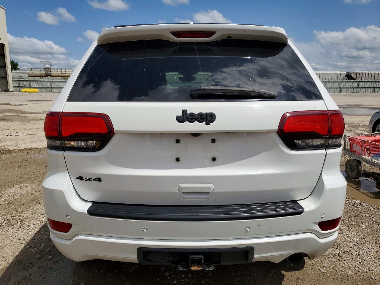Jeep Grand Cherokee Laredo