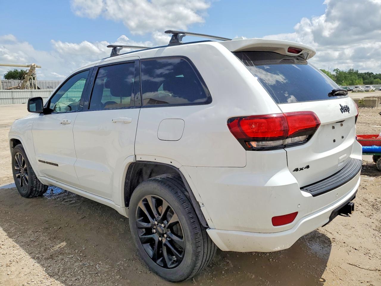 Jeep Grand Cherokee Laredo