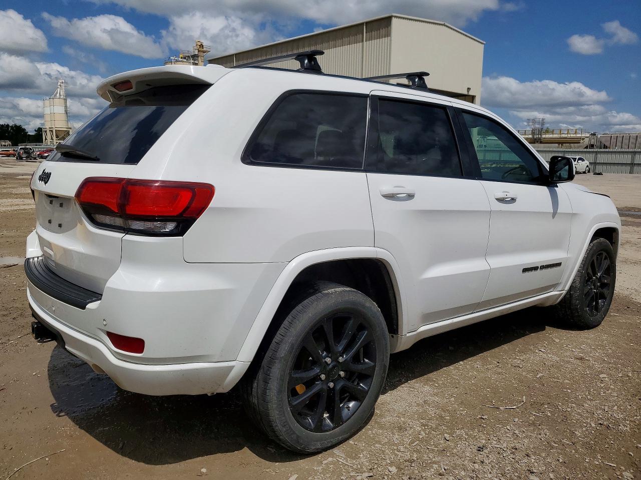 Jeep Grand Cherokee Laredo