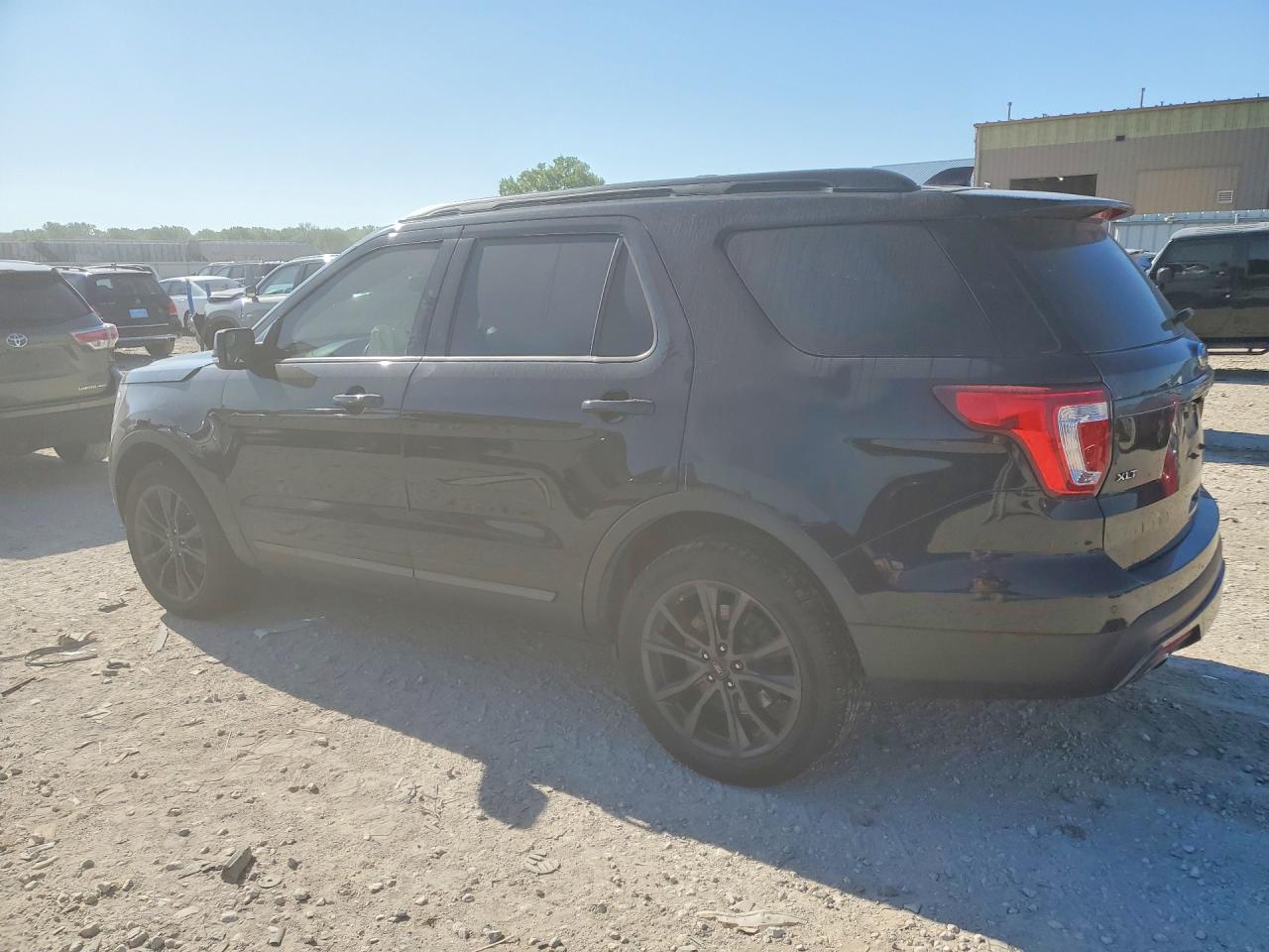 Ford Explorer Xlt