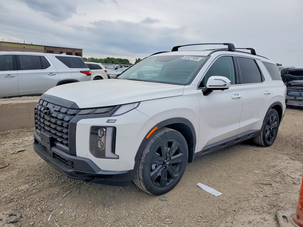 Salvage Hyundai PALISADE Image