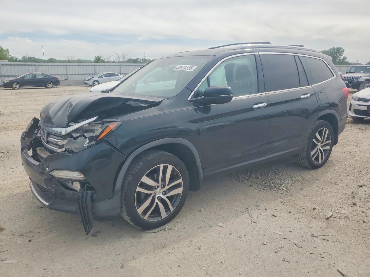 Salvage Honda Pilot Image