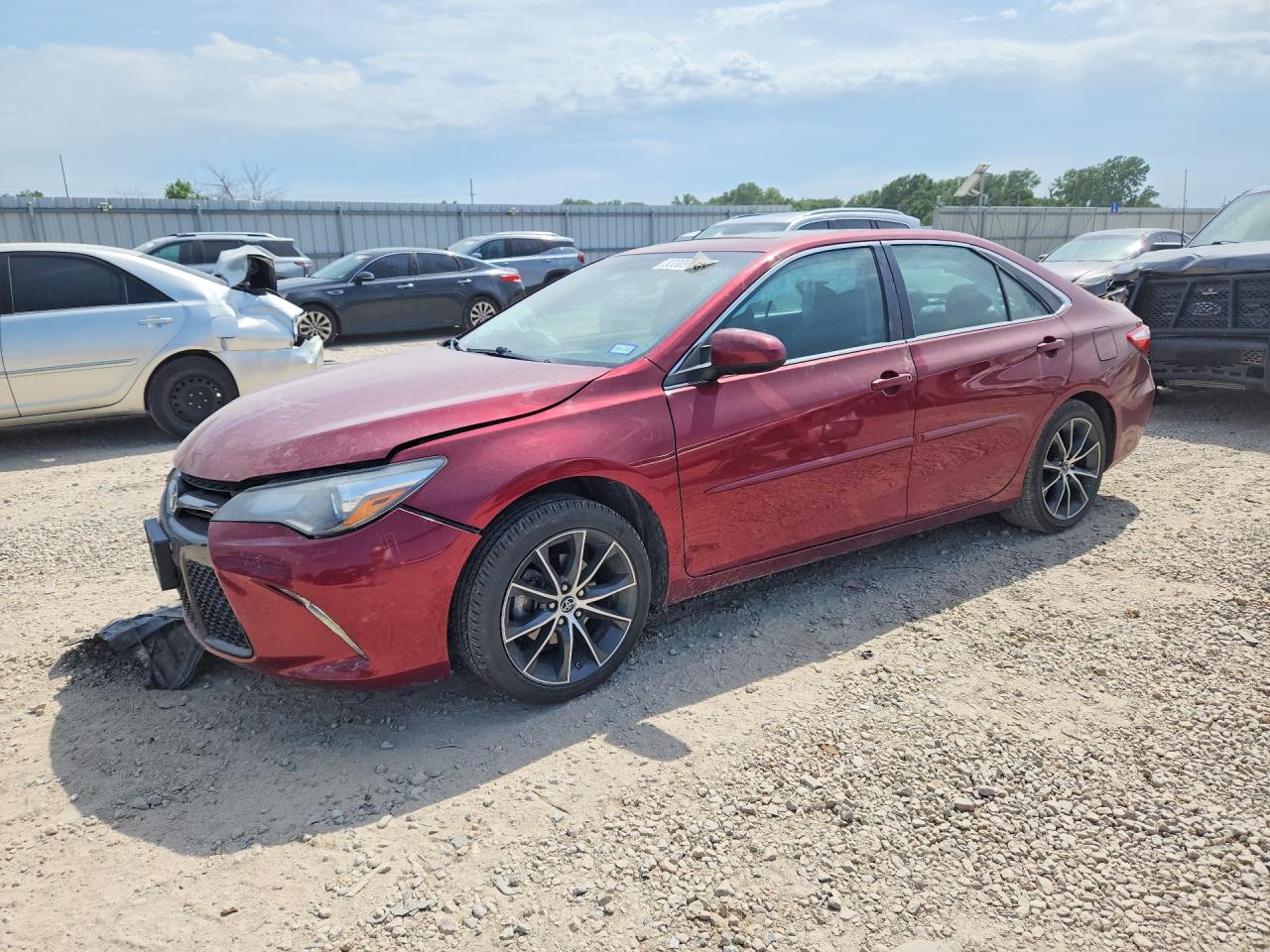 Salvage Toyota Camry Image