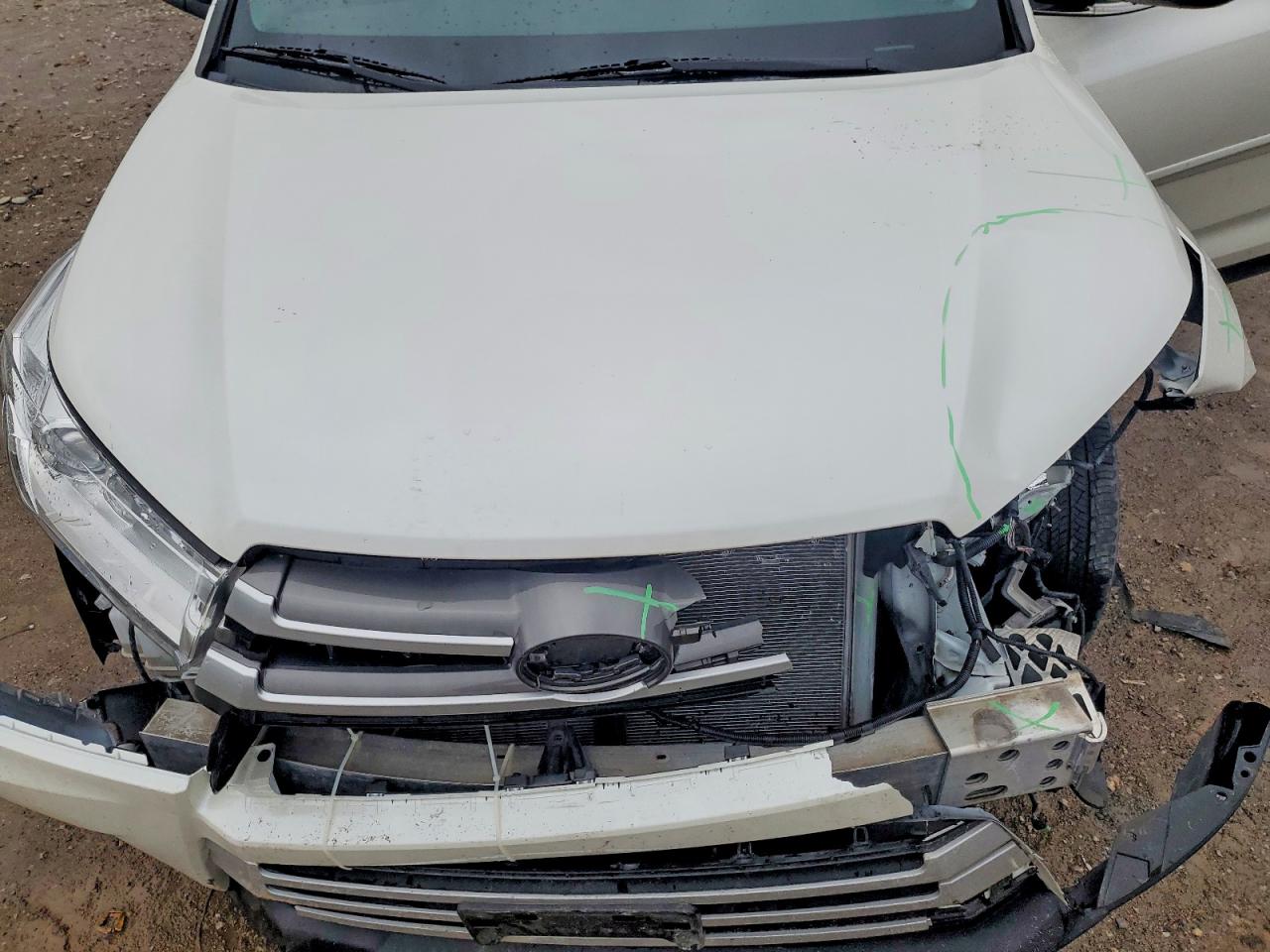Toyota Highlander Le Plus