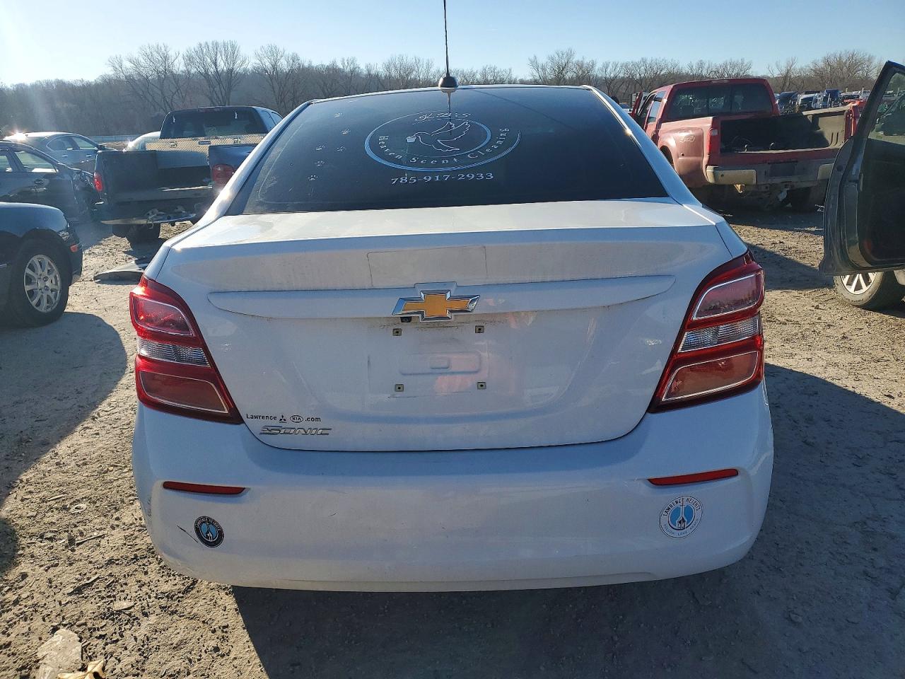 Chevrolet Sonic Ls