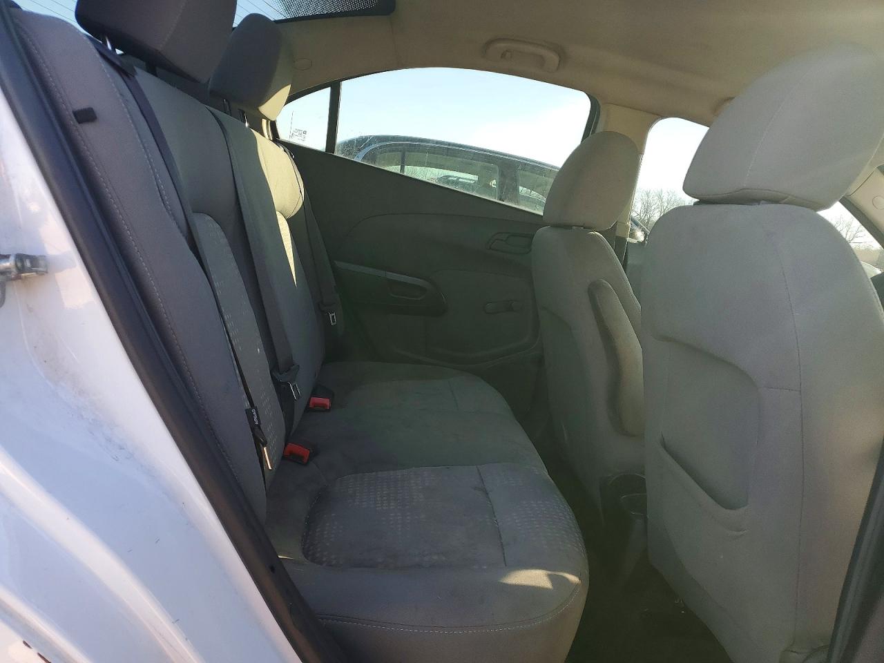 Chevrolet Sonic Ls
