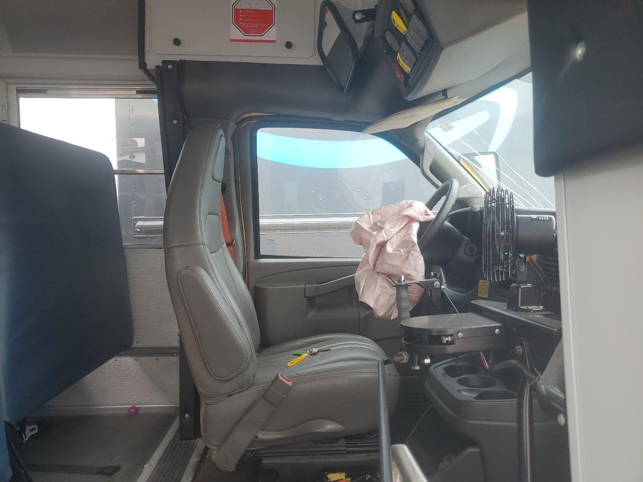 Chevrolet Bus
