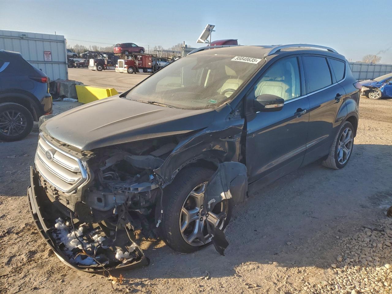 Salvage Ford Escape Image