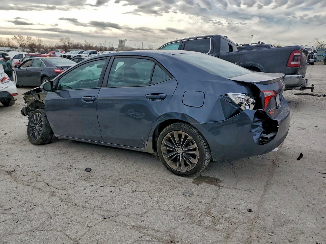 Toyota Corolla L