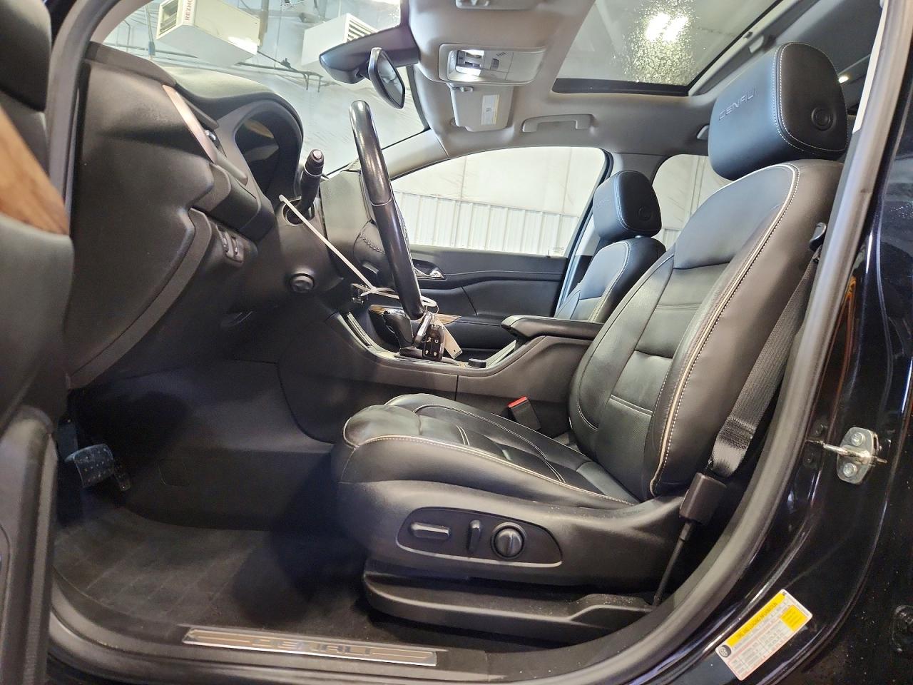 GMC Acadia Denali