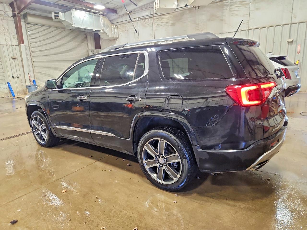 GMC Acadia Denali