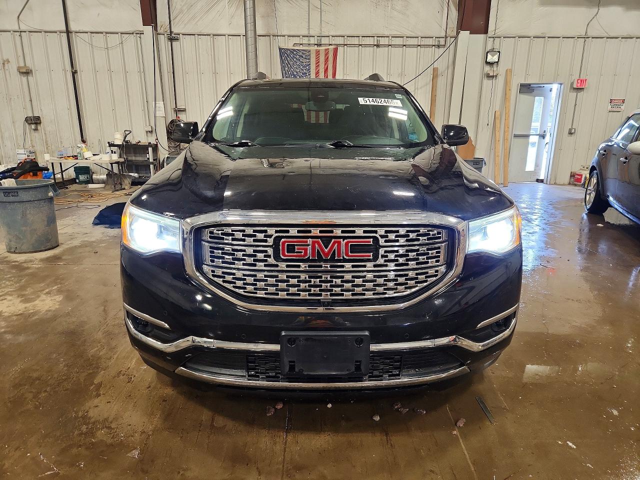 GMC Acadia Denali