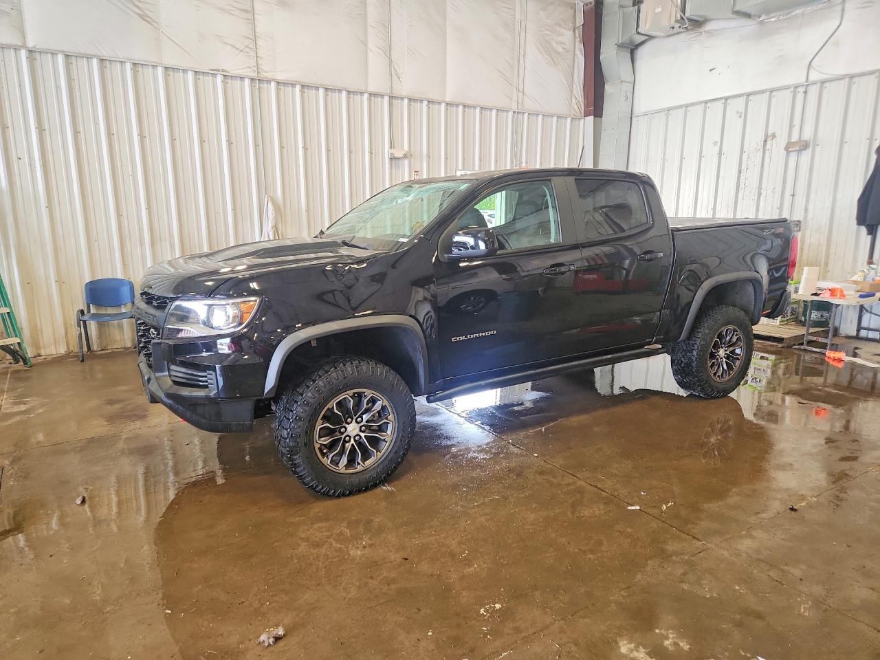 Salvage Chevrolet Colorado Image