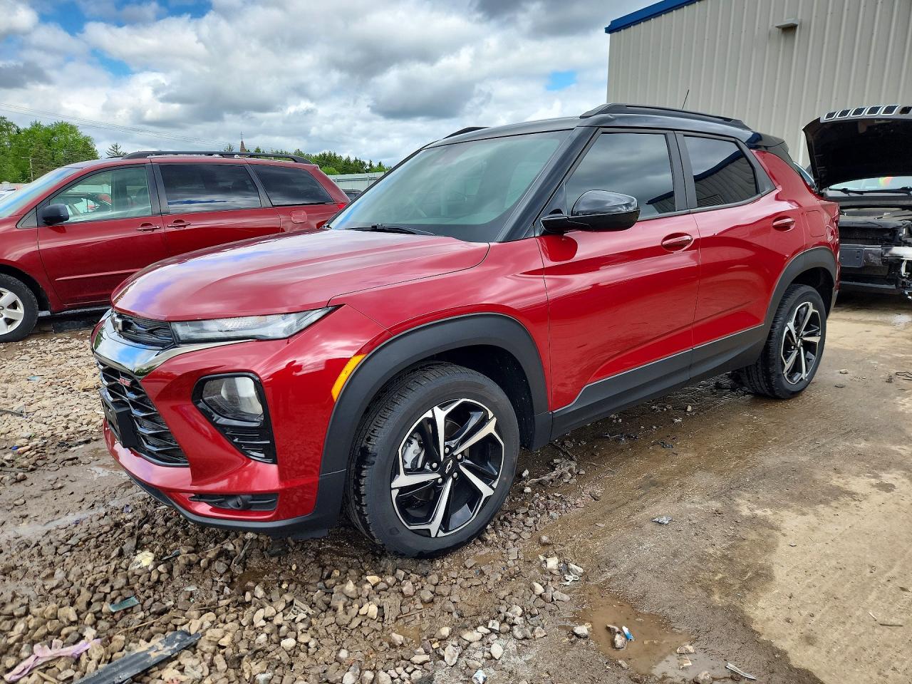Salvage Chevrolet Trailblaze Image