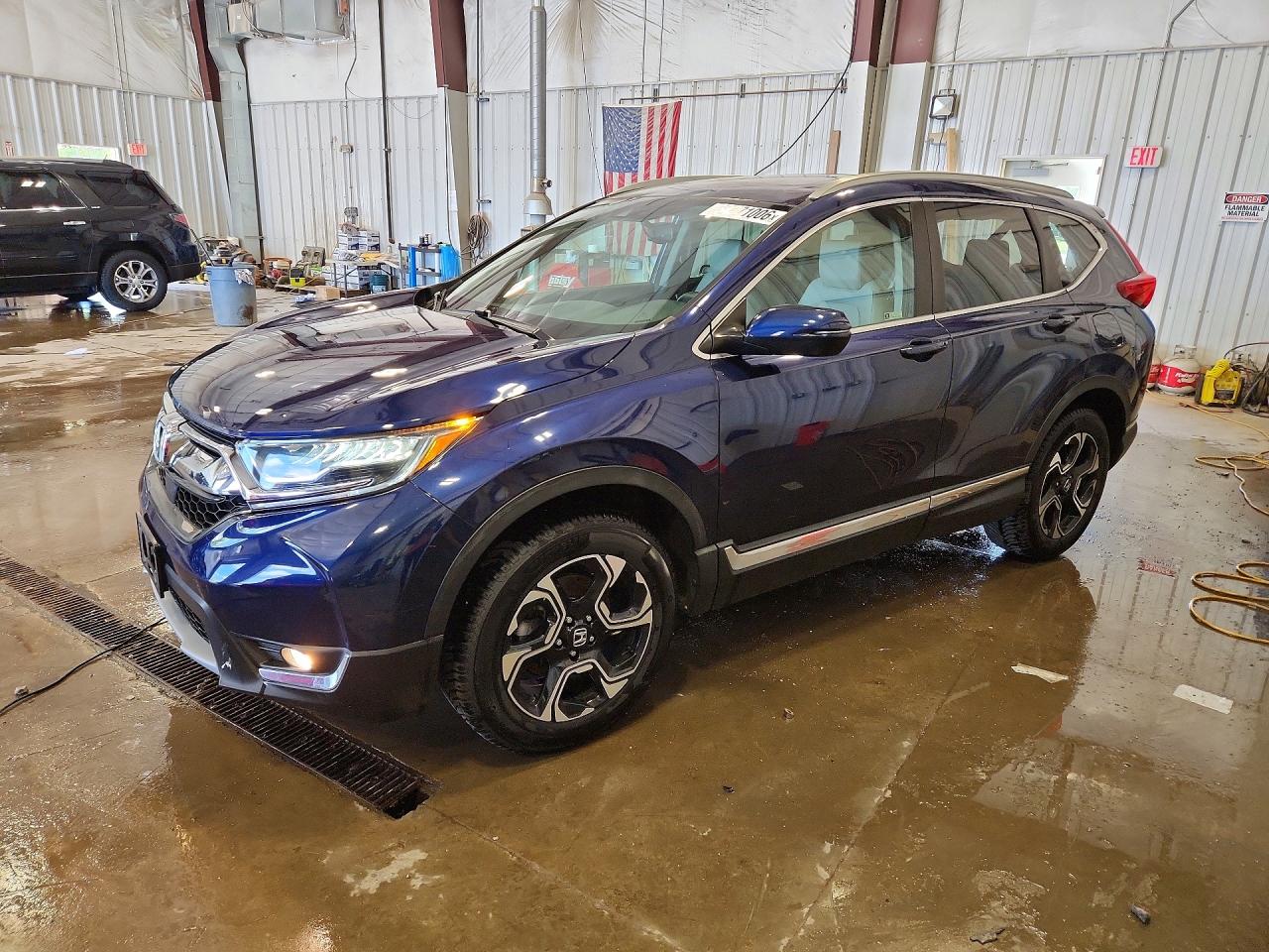 Salvage Honda Crv Image