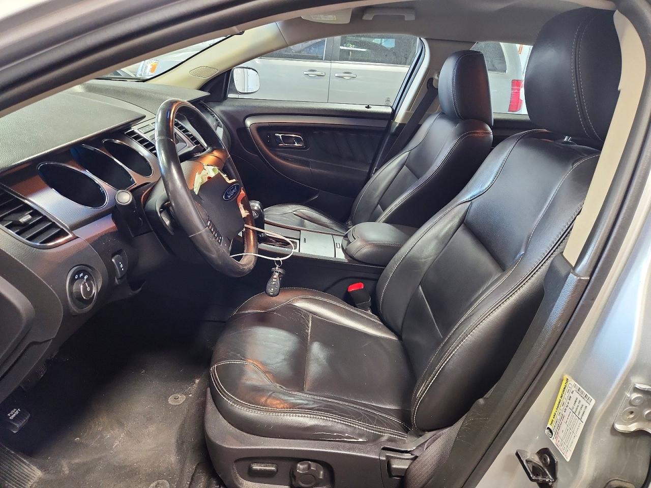 Ford Taurus Sel