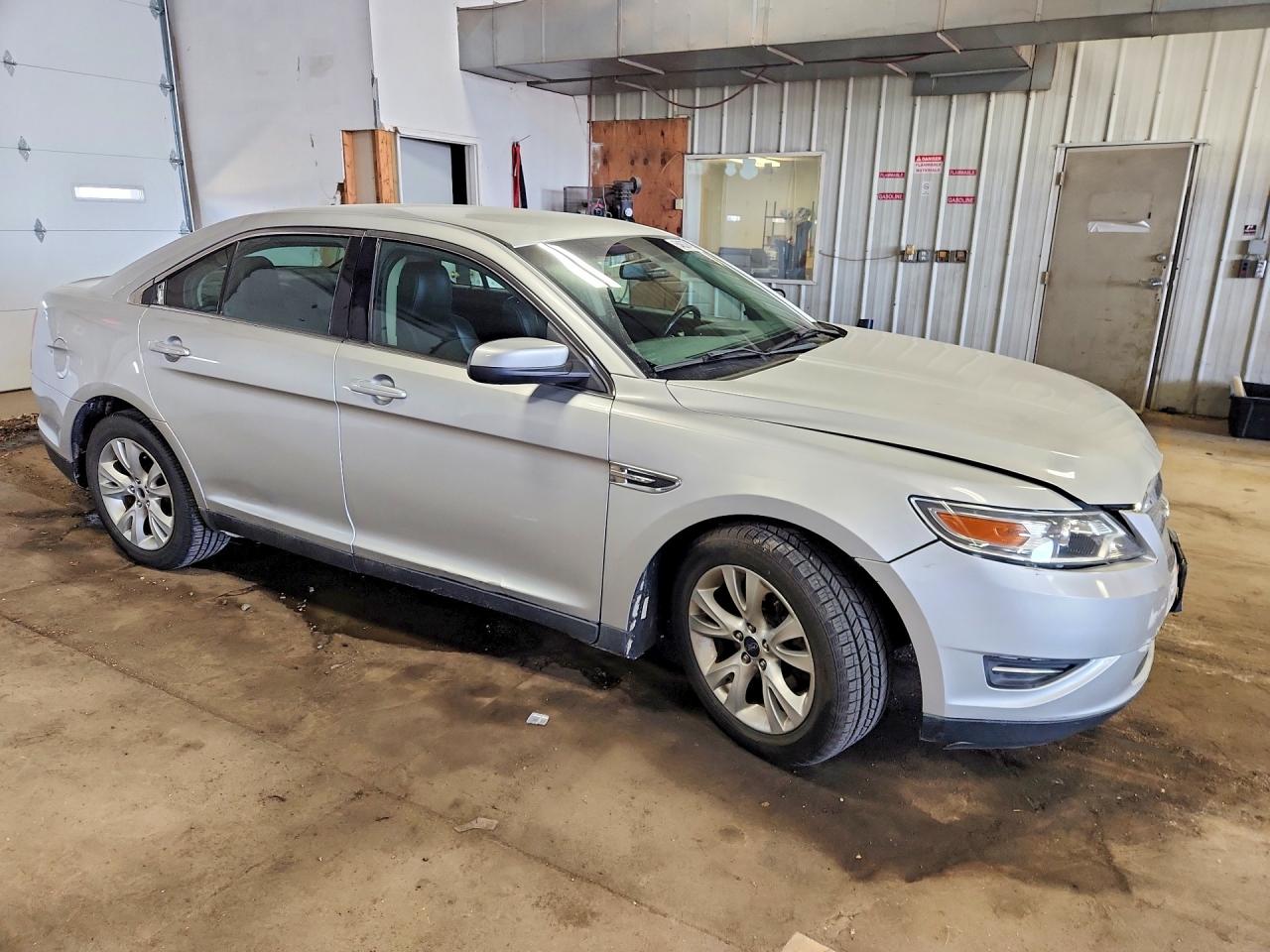 Ford Taurus Sel