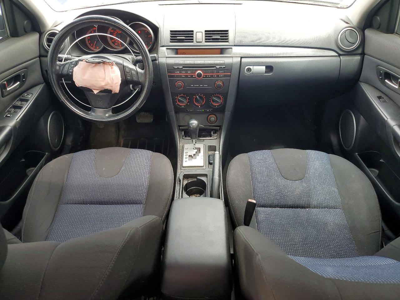 Mazda Mazda3 S