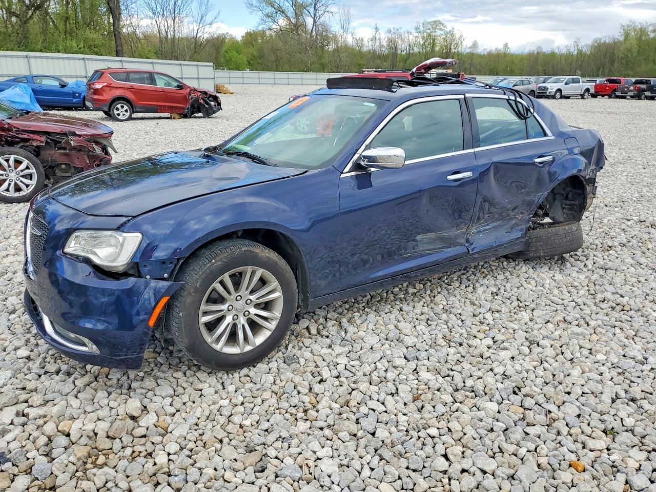 Salvage Chrysler 300 Image
