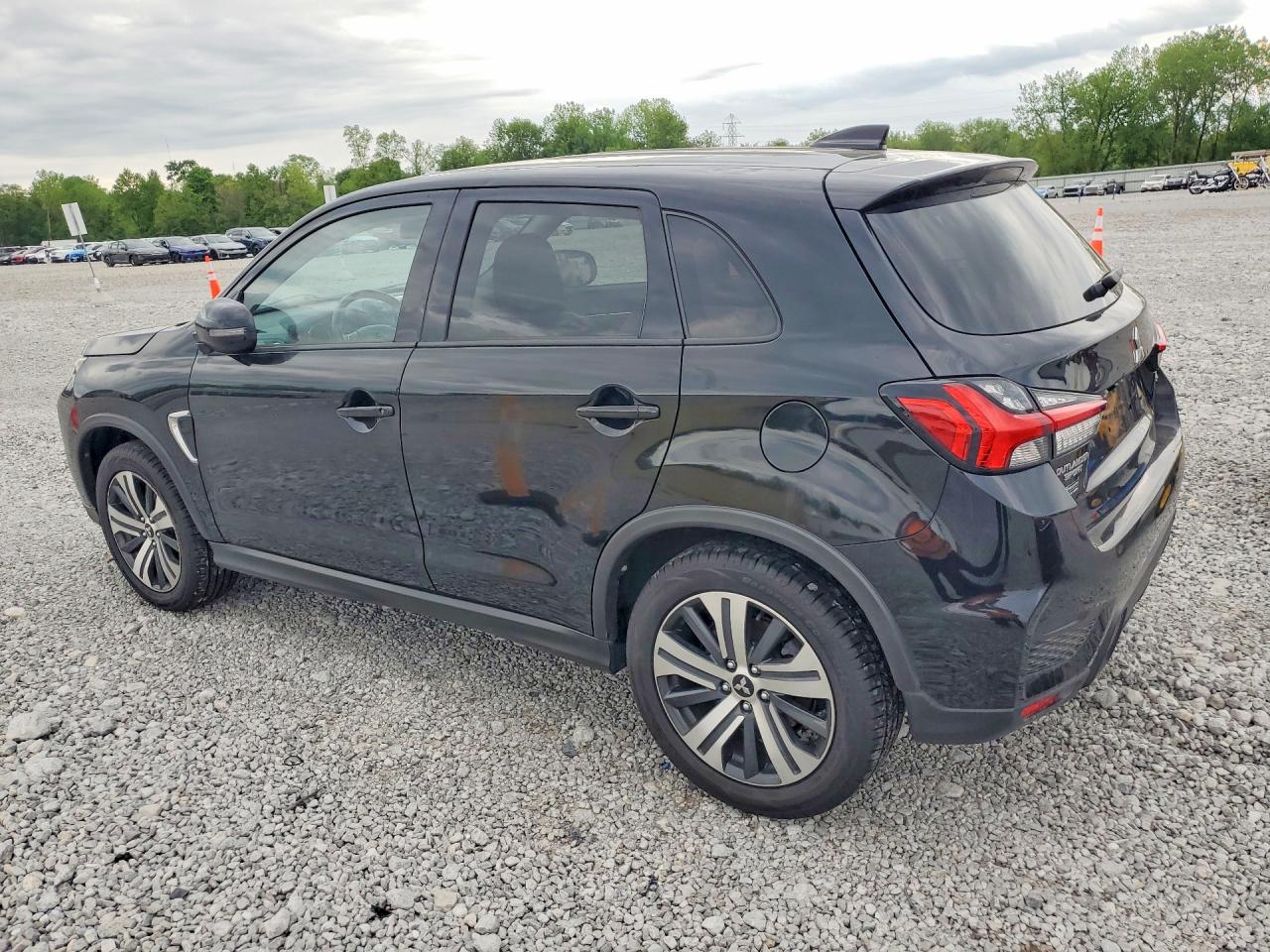 Mitsubishi Outlander S